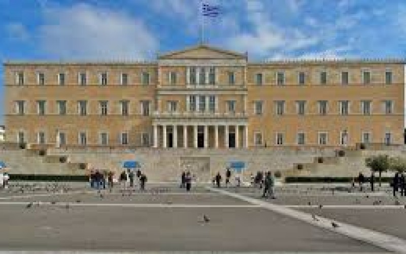 Στην Επιτροπή Μορφωτικών Υποθέσεων του Κοινοβουλίου ο νέος νόμος για την επαναφορά της συνταγματικής νομιμότητας στην ιδιωτική εκπαίδευση