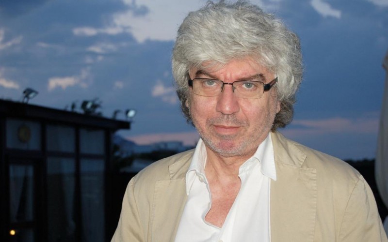 “Ο ΑΝΘΡΩΠΟΜΟΡΦΟΣ ΤΑΚΗΣ ΘΕΟΔΩΡΟΠΟΥΛΟΣ ΚΑΙ Ο «ΠΙΘΗΚΟΜΟΡΦΟΣ» ΚΙΝΕΖΟΣ”. «ΕΠΙΜΟΡΦΩΤΗΣ» ΣΗΜΕΡΑ ΣΤΟΥΣ ΕΚΠΑΙΔΕΥΤΙΚΟΥΣ ΤΩΝ ΕΛΛΗΝΟΓΑΛΛΙΚΩΝ ΣΧΟΛΕΙΩΝ.
