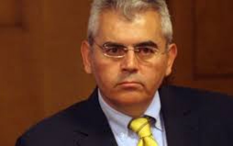 ΑΝΟΙΧΤΗ ΕΠΙΣΤΟΛΗ ΤΟΥ ΠΡΟΕΔΡΟΥ ΤΗΣ ΟΙΕΛΕ ΠΡΟΣ ΤΟΝ ΥΠΕΥΘΥΝΟ ΠΑΙΔΕΙΑΣ ΤΗΣ ΝΔ ΧΑΡΑΚΟΠΟΥΛΟΣ ΣΤΑ ΧΝΑΡΙΑ ΑΡΒΑΝΙΤΟΠΟΥΛΟΥ: ΧΡΗΣΙΜΟΠΟΙΗΣΕ ΑΝΑΛΉΘΗ ΣΤΟΙΧΕΙΑ ΓΙΑ ΝΑ ΑΠΟΔΕΙΞΕΙ ΑΝΥΠΑΡΚΤΗ ΔΙΑΡΡΟΗ ΜΑΘΗΤΩΝ ΑΠΟ ΤΑ ΔΗΜΟΣΙΑ ΣΤΑ ΙΔΙΩΤΙΚΑ ΣΧΟΛΕΙΑ