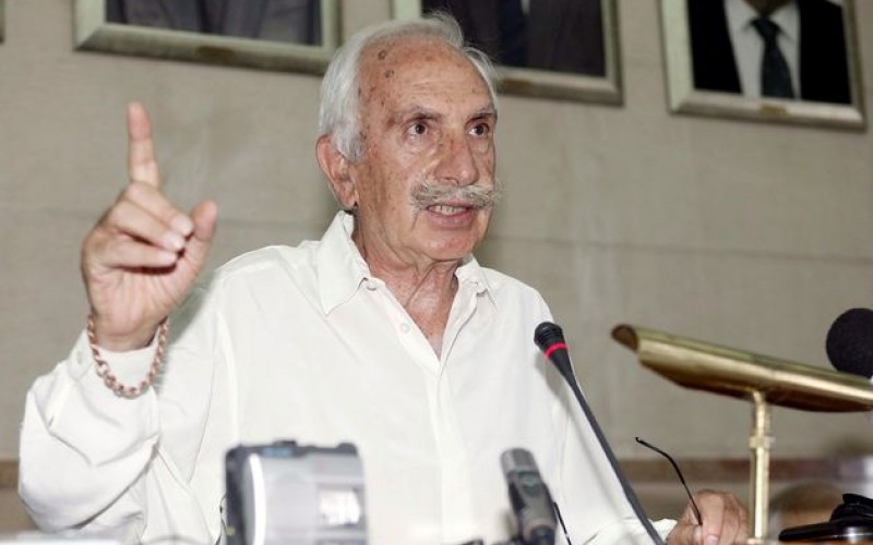 ΕΙΝΑΙ ΔΥΝΑΤΟΝ Η ΠΟΛΙΤΕΙΑ ΝΑ ΤΙΜΑ ΧΟΥΝΤΙΚΟΥΣ;-ΑΝΑΚΟΙΝΩΣΗ ΔΙΑΜΑΡΤΥΡΙΑΣ ΤΗΣ ΟΙΕΛΕ ΓΙΑ ΤΗΝ ΠΑΡΑΣΗΜΟΦΟΡΗΣΗ Τ0Υ ΜΕΛΟΥΣ ΤΗΣ «ΣΥΜΒΟΥΛΕΥΤΙΚΗΣ» ΤΟΥ ΔΙΚΤΑΤΟΡΑ ΠΑΠΑΔΟΠΟΥΛΟΥ ΑΠΟ ΤΗΝ ΠΡΟΕΔΡΙΑ ΤΗΣ ΔΗΜΟΚΡΑΤΙΑΣ