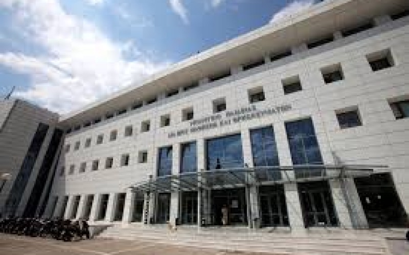 ΣΗΜΑΝΤΙΚΗ ΟΔΗΓΙΑ ΑΠΟ ΤΗ Δ/ΝΣΗ ΔΕ ΑΝΑΤ. ΘΕΣ/ΝΙΚΗΣ ΚΑΤ’ ΕΦΑΡΜΟΓΗΝ ΤΩΝ ΝΟΜΩΝ: ΑΠΑΓΟΡΕΥΕΤΑΙ ΡΗΤΑ Η ΠΑΡΑΙΤΗΣΗ ΙΔ. ΕΚΠΑΙΔΕΥΤΙΚΟΥ ΑΠΟ ΜΕΡΟΣ ΤΟΥ ΩΡΑΡΙΟΥ ΤΟΥ, ΥΠΟΧΡΕΩΤΙΚΗ Η ΔΗΛΩΣΗ ΤΩΝ ΔΡΑΣΤΗΡΙΟΤΗΤΩΝ ΤΩΝ ΙΔ. ΣΧΟΛΕΙΩΝ
