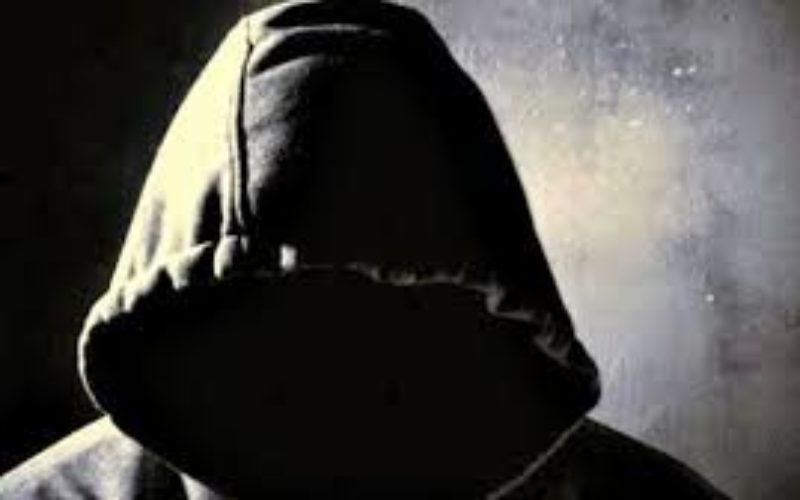 ΚΑΠΟΙΟΙ ΕΠΙΧΕΙΡΟΥΝ ΝΑ ΤΟΡΠΙΛΙΣΟΥΝ ΤΟ ΝΟΜΟ ΓΙΑ ΤΗΝ ΙΔΙΩΤΙΚΗ ΕΚΠΑΙΔΕΥΣΗ, «ΥΠΟΒΟΗΘΩΝΤΑΣ» ΠΟΛΛΑ ΙΔΙΩΤΙΚΑ ΣΧΟΛΕΙΑ ΜΕ ΕΠΙΚΕΦΑΛΗΣ ΤΑ ΜΕΛΗ ΤΟΥ ΣΥΝΔΕΣΜΟΥ ΤΩΝ ΣΧΟΛΑΡΧΩΝ ΣΤΟ ΝΑ ΤΟΝ ΚΑΤΑΠΑΤΟΥΝ