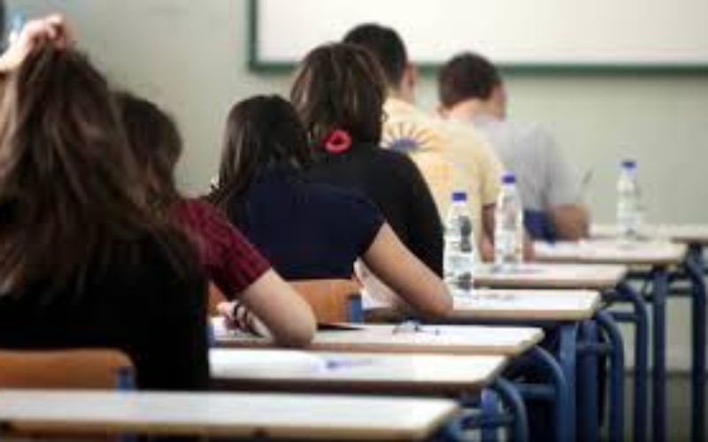 ΔΙΑΚΟΜΜΑΤΙΚΗ Η ΑΝΗΣΥΧΙΑ ΓΙΑ ΤΗΝ ΕΚΔΟΣΗ ΤΙΤΛΩΝ ΣΠΟΥΔΩΝ ΑΠΟ ΤΑ ΙΔΙΩΤΙΚΑ ΣΧΟΛΕΙΑ – ΑΝΑΔΗΜΟΣΙΕΥΣΗ ΤΡΟΠΟΛΟΓΙΑΣ 47 ΒΟΥΛΕΥΤΩΝ ΤΗΣ ΝΔ ΓΙΑ ΤΙΣ ΕΞΕΤΑΣΕΙΣ ΜΑΘΗΤΩΝ ΙΔΙΩΤΙΚΩΝ ΣΧΟΛΕΙΩΝ