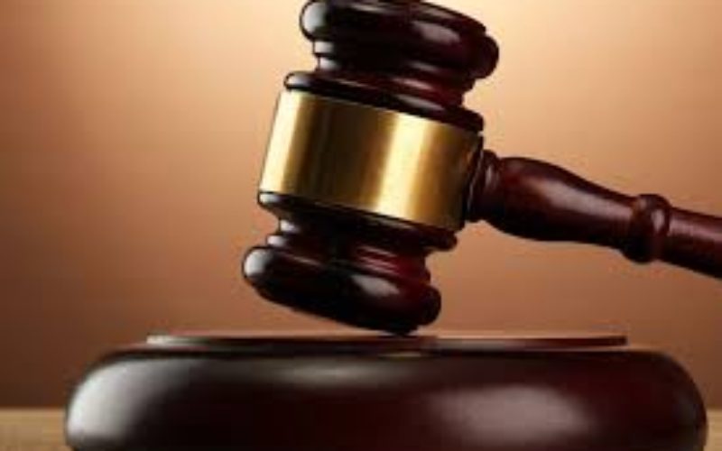 ΙΣΤΟΡΙΚΗ ΑΠΟΦΑΣΗ ΤΟΥ ΔΙΟΙΚΗΤΙΚΟΥ ΕΦΕΤΕΙΟΥ ΠΕΙΡΑΙΑ ΑΝΑΤΡΕΠΕΙ ΤΗΝ ΑΠΟΦΑΣΗ ΚΥΣΔΕ ΓΙΑ ΤΗΝ ΥΠΟΘΕΣΗ ΜΠΟΥΛΟΥΤΑ ΝΟΜΙΜΗ Η ΣΥΜΜΕΤΟΧΗ ΤΩΝ ΑΙΡΕΤΩΝ ΤΗΣ ΟΙΕΛΕ ΣΤΑ ΚΥΣΠΕ-ΚΥΣΔΕ