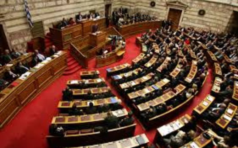 ΨΗΦΙΣΤΗΚΕ Η ΡΥΘΜΙΣΗ ΓΙΑ ΤΟ ΣΥΣΤΗΜΑ ΔΙΟΡΙΣΜΩΝ – ΤΙ ΠΡΟΒΛΕΠΕΤΑΙ ΓΙΑ ΤΟΥΣ ΙΔΙΩΤΙΚΟΥΣ ΕΚΠΑΙΔΕΥΤΙΚΟΥΣ (αναθεώρηση με τις τελευταίες διορθώσεις)