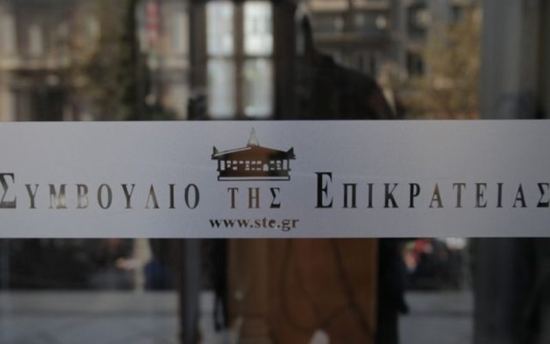 ΟΜΟΦΩΝΗ ΑΠΟΦΑΣΗ ΔΣ ΟΙΕΛΕ: ΣΥΓΚΕΝΤΡΩΣΗ ΔΙΑΜΑΡΤΥΡΙΑΣ ΤΗΝ ΤΡΙΤΗ ΣΤΙΣ 10 ΤΟ ΠΡΩΙ ΕΞΩ ΑΠΟ ΤΟ ΣτΕ ΟΠΟΥ ΕΚΔΙΚΑΖΕΤΑΙ Η ΑΚΡΑΙΑ ΠΡΟΣΦΥΓΗ ΤΗΣ ΟΕΦΕ ΠΟΥ ΕΠΙΔΙΩΚΕΙ ΤΗ ΜΕΙΩΣΗ ΤΩΝ ΜΙΣΘΩΝ ΜΑΣ ΚΑΤΑ 50% ΚΑΙ ΤΗΝ ΕΠΙΒΟΛΗ ΜΕΣΑΙΩΝΑ ΣΤΟ ΧΩΡΟ ΤΩΝ ΦΡΟΝΤΙΣΤΗΡΙΩΝ