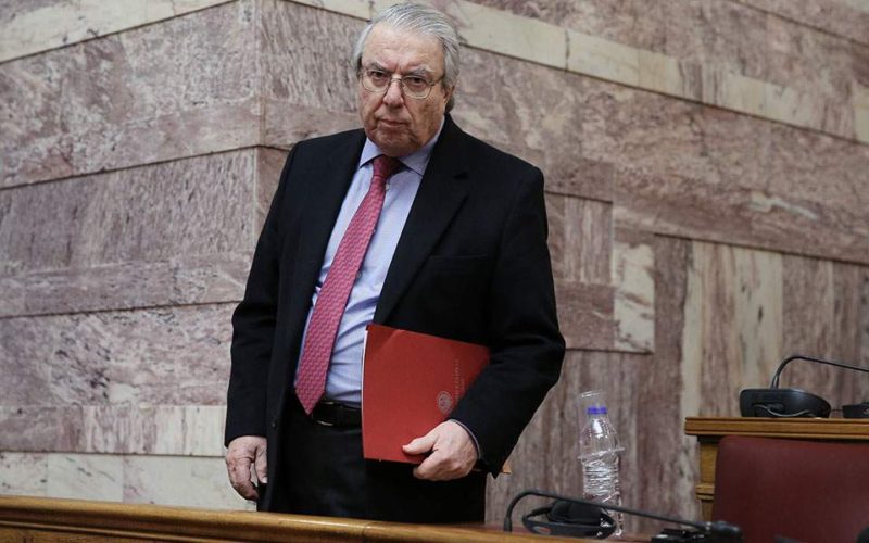 ΑΝΟΙΧΤΗ ΕΠΙΣΤΟΛΗ ΤΟΥ ΠΡΟΕΔΡΟΥ ΤΗΣ Ο.Ι.Ε.Λ.Ε.: ΔΕΝ ΕΧΟΥΜΕ ΜΝΗΜΗ ΧΡΥΣΟΨΑΡΟΥ κ. ΜΠΑΜΠΙΝΙΩΤΗ. ΔΕΝ ΜΠΟΡΕΙ ΑΥΤΟΣ ΠΟΥ ΕΠΙΧΕΙΡΗΣΕ ΝΑ ΜΕΤΑΤΡΕΨΕΙ ΤΟΝ ΧΩΡΟ ΤΗΣ ΕΚΠΑΙΔΕΥΣΗΣ ΣΕ ΦΡΟΝΤΙΣΤΗΡΙΟ ΝΑ ΠΡΟΣΠΟΙΕΙΤΑΙ ΟΤΙ ΚΟΠΤΕΤΑΙ ΓΙΑ ΤΟ ΔΗΜΟΣΙΟ ΑΓΑΘΟ ΤΗΣ ΠΑΙΔΕΙΑΣ
