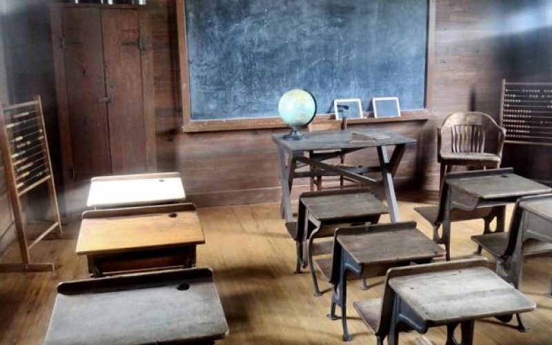ΡΑΓΔΑΙΕΣ ΕΞΕΛΙΞΕΙΣ, ΔΥΟΜΙΣΗ ΧΡΟΝΙΑ ΜΕΤΑ ΤΗΝ ΚΑΤΑΓΓΕΛΙΑ ΤΗΣ ΟΙΕΛΕ, ΣΤΗΝ ΥΠΟΘΕΣΗ ΙΔΙΩΤΙΚΟΥ ΣΧΟΛΕΙΟΥ ΤΟ ΟΠΟΙΟ ΠΟΥΛΟΥΣΕ ΤΙΤΛΟΥΣ ΣΕ ΜΑΘΗΤΕΣ-ΦΑΝΤΑΣΜΑΤΑ ΠΟΥ ΕΚΑΝΑΝ HOMESCHOOLING – ΠΑΡΕΜΒΑΣΗ ΤΗΣ ΔΙΚΑΙΟΣΥΝΗΣ ΣΤΗ ΔΙΕΥΘΥΝΣΗ Π.Ε. Β’ ΑΘΗΝΑΣ