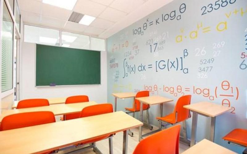 ΣΧΕΤΙΚΑ ΜΕ ΕΡΩΤΗΜΑΤΑ ΣΥΝΑΔΕΛΦΩΝ ΠΟΥ ΕΡΓΑΖΟΝΤΑΙ ΣΕ ΦΡΟΝΤΙΣΤΗΡΙΑ ΔΕΥΤΕΡΟΒΑΘΜΙΑΣ ΕΚΠΑΙΔΕΥΣΗΣ ΚΑΙ ΣΕ ΚΕΝΤΡΑ ΞΕΝΩΝ ΓΛΩΣΣΩΝ