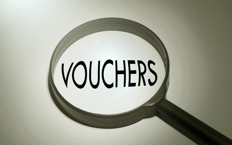 ΤΑ VOUCHERS ΩΣ «ΕΡΓΑΛΕΙΟ» ΔΙΑΚΥΒΕΡΝΗΣΗΣ ΚΑΙ ΑΝΙΣΟΤΗΤΩΝ: ΜΙΑ ΨΥΧΡΑΙΜΗ, ΚΡΙΤΙΚΗ ΠΑΡΕΜΒΑΣΗ ΣΤΟ ΔΗΜΟΣΙΟ ΔΙΑΛΟΓΟ ΑΠΟ ΤΟ ΙΝΕ-ΓΣΕΕ