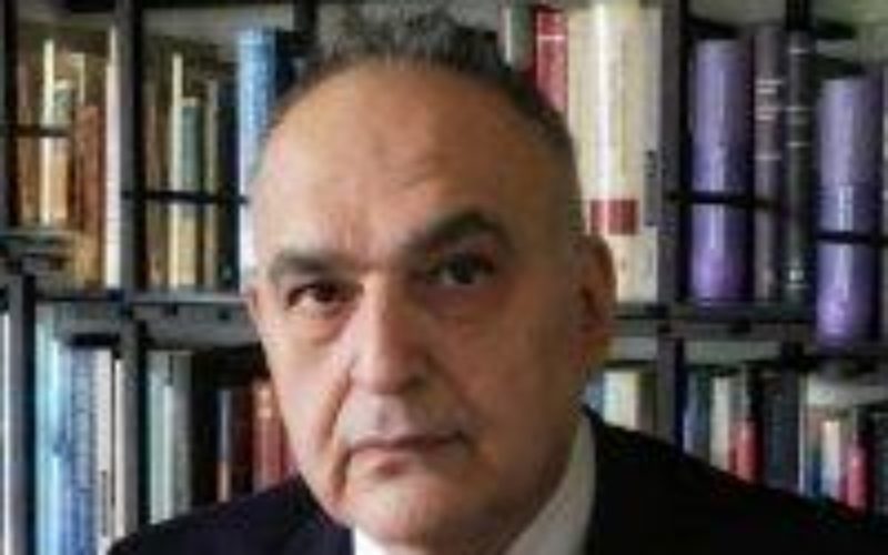 Άρθρο-κόλαφος στα «Νέα» του Καθηγητή Χ. Ανθόπουλου κατά του εργατολόγου των σχολαρχών κ. Ι. Ληξουριώτη και της Υπουργού Παιδείας: Αλλοιώνει το πνεύμα του Συντάγματος το νομοθέτημα Κεραμέως