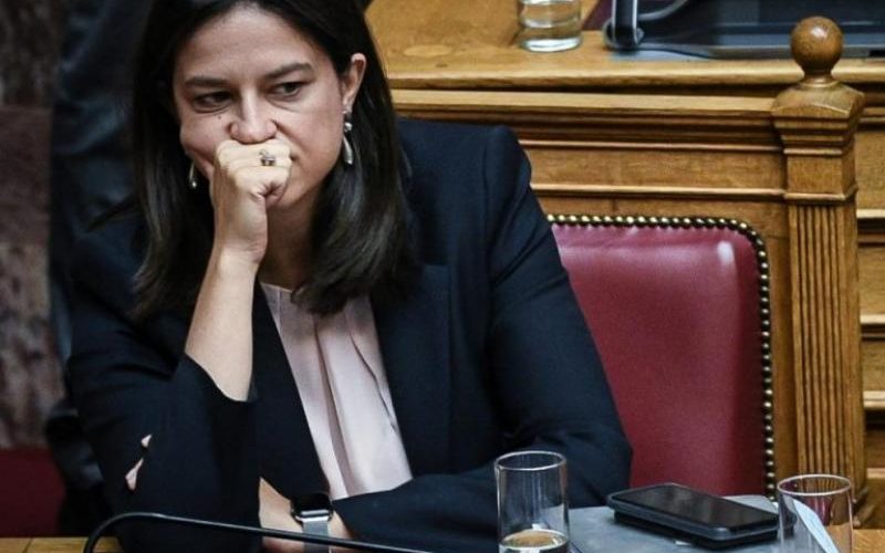 Έκτακτο ΔΣ ΟΙΕΛΕ: Η Ομοσπονδία προχωρά άμεσα σε ενέργειες για τη διερεύνηση της περίεργης αδράνειας της Υπουργού Παιδείας για το σκάνδαλο της καταστροφής των απουσιολογίων του Κολλεγίου Αθηνών