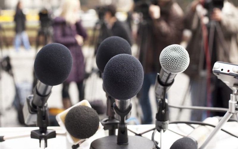 Τρίτη, 8/9 (13:00) Συνέντευξη Τύπου του Εργατικού Κέντρου Θεσσαλονίκης με την ΟΙΕΛΕ και το ΣΙΕΛΒΕ με αντικείμενο τον κατάπτυστο νόμο Κεραμέως-σχολαρχών και τις δραματικές επιπτώσεις του στο εκπαιδευτικό σύστημα και στην κοινωνία