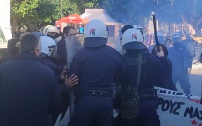 ΟΙΕΛΕ: Καταδικάζουμε τις αθλιότητες κυβέρνησης-Χρυσοχοΐδη την ημέρα μνήμης του Αλ. Γρηγορόπουλου με μπαράζ συλλήψεων και προσαγωγών και με ντροπιαστικές σκηνές σπίλωσης του μνημείου του δολοφονημένου μαθητή