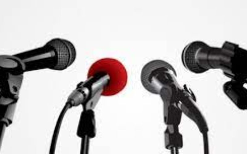 Συνέντευξη τύπου ΟΙΕΛΕ-Εργατικών Κέντρων τη Δευτέρα, 26/7:Αίτημα για άμεση ακύρωση της Ελάχιστης Βάσης Εισαγωγής, παρουσίαση στοιχείων για την αποβολή χιλιάδων υποψήφιων από την πανεπιστημιακή εκπαίδευση