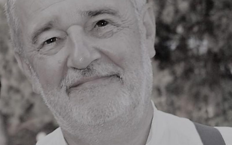O εκλεκτός συνάδελφος και φιλόλογος Γιάννης Νταουλτζής κυκλοφορεί τη δεύτερη συλλογή διηγημάτων του