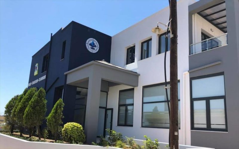 Αξιέπαινη πρωτοβουλία του ιδιωτικού ΕΠΑΛ TEENS Χίου: Χωρίς δίδακτρα οι ανήλικοι μαθητές από την επόμενη σχολική χρονιά, ανοιχτές προς χρήση από δημόσιες δομές οι εγκαταστάσεις του σχολείου!